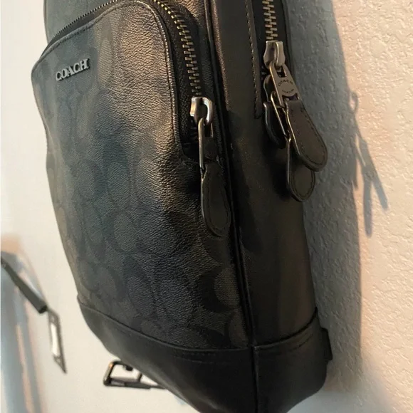 Coach Black Belt Bag Sleek Modern Design